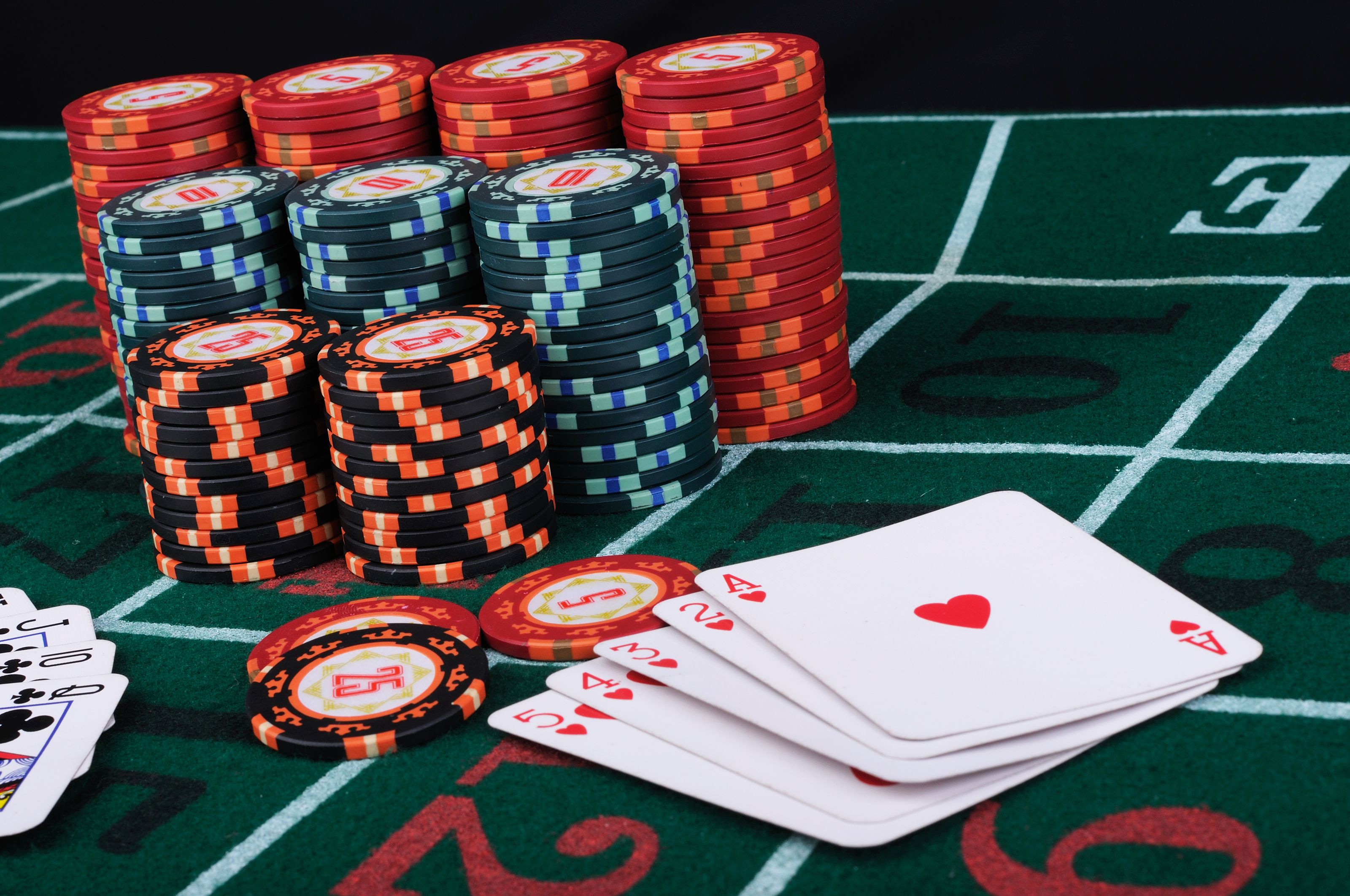 There are big advantages to gambling online as opposed to live games at land -based casinos | Online casino, Play casino games, Poker
